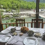 Xhovani Zelna Gasthof
