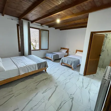 Guest house Xhovani Zelna